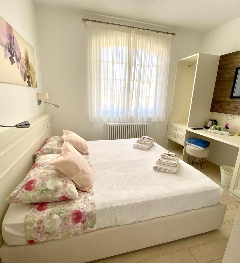 Bellaisa Bed & Breakfast Camaiore Extérieur photo
