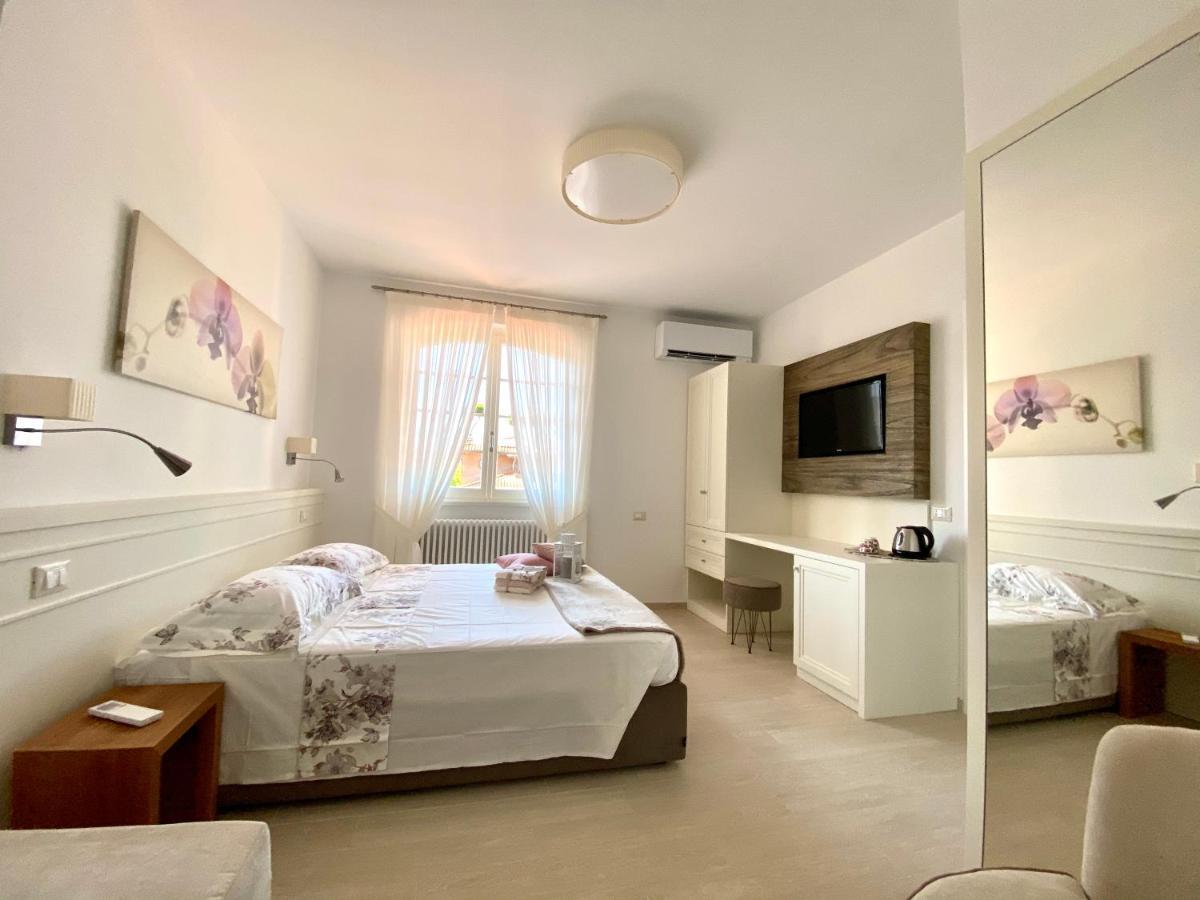 Bellaisa Bed & Breakfast Camaiore Extérieur photo